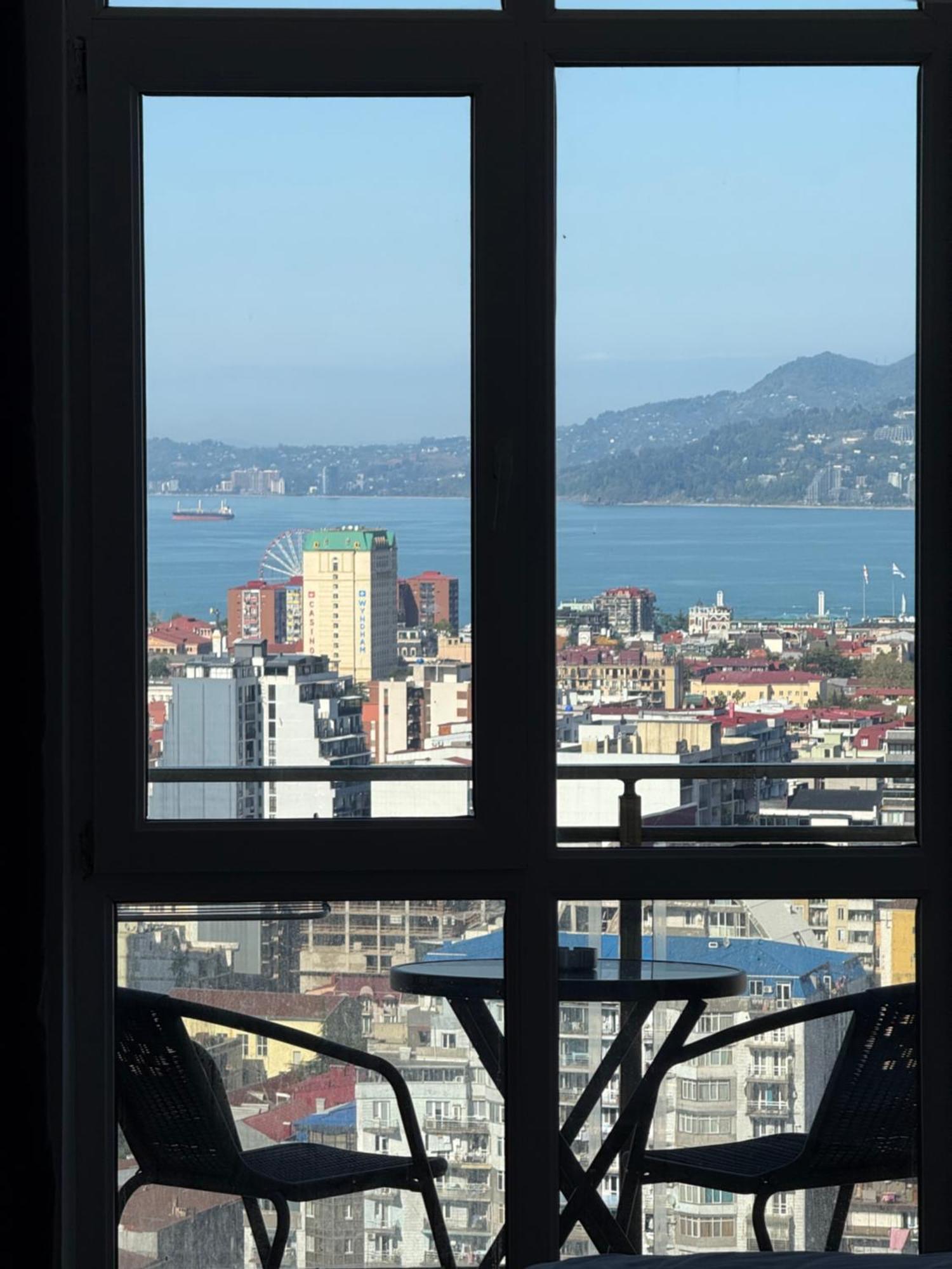 Ferienwohnung Batumi Flat With Epic Views Exterior foto